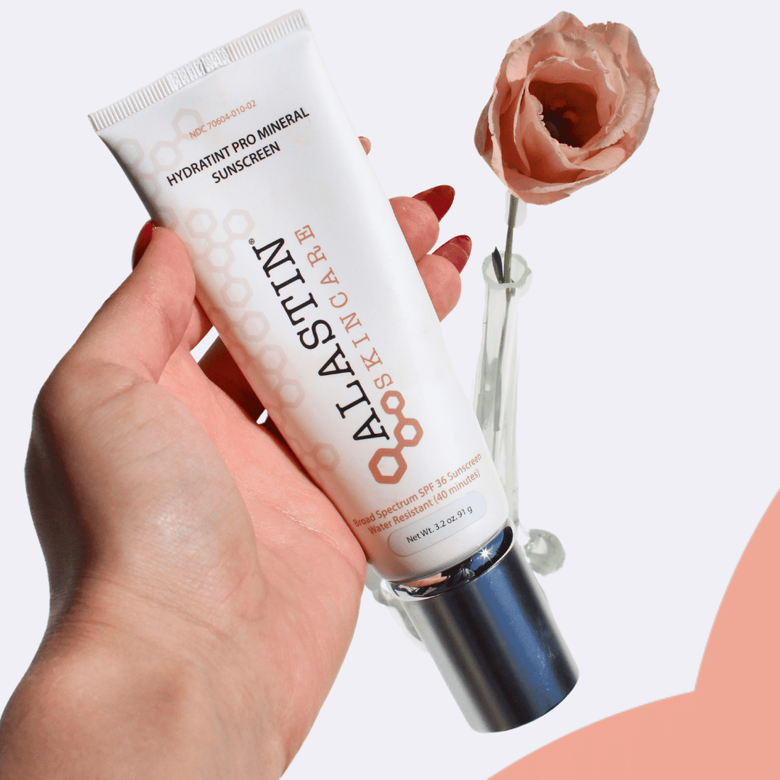 Alastin Sunscreen Alastin HydraTint Pro Mineral Broad Spectrum Sunscreen SPF 36 - Skin Type Solutions